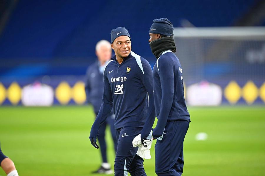 Kylian Mbappe și Eduardo Camavinga // foto: Imago Images Interviu special plin de umor și ironie cu Kylian Mbappe: „Președintele Franței? Nu, eu sunt deja destul de urât!”