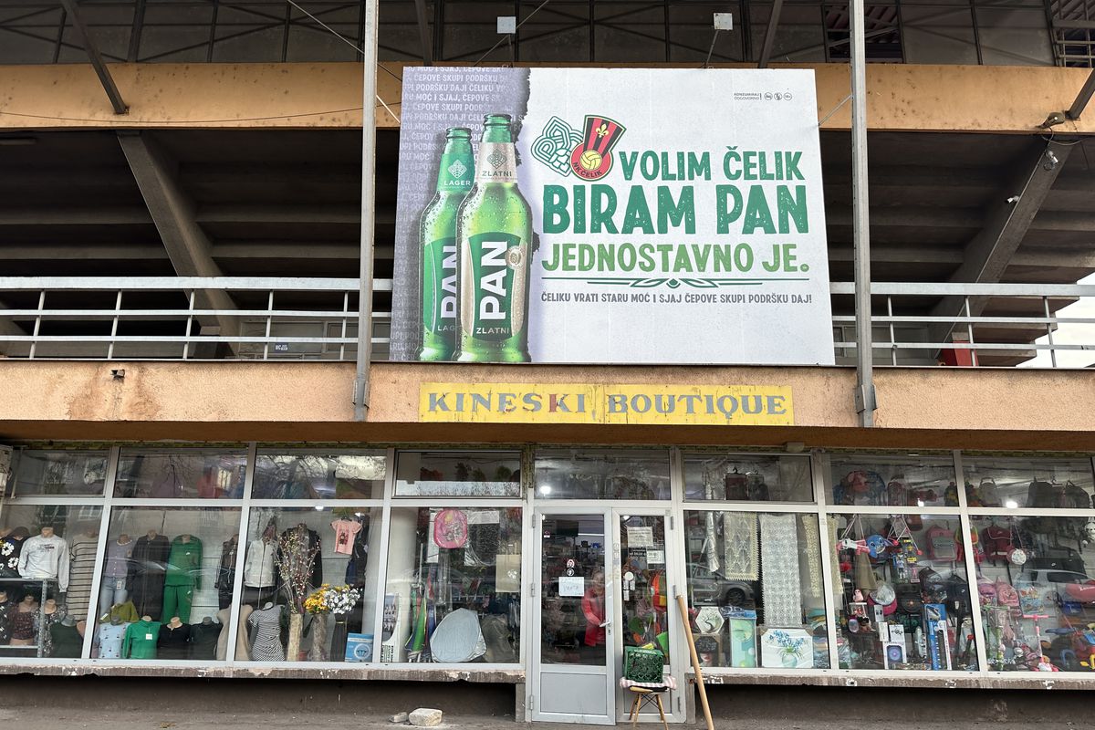 Oraș cenușiu, stadion în paragină » Cum arată Zenica, orașul care încă își revine după războiul de acum 30 de ani