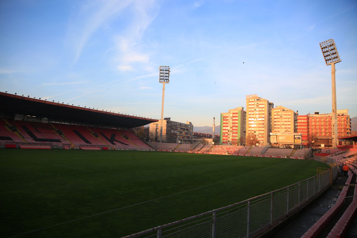 Oraș cenușiu, stadion în paragină » Cum arată Zenica, orașul care încă își revine după războiul de acum 30 de ani