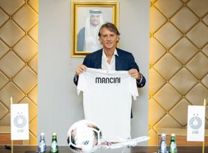 Al-Sadd și-a anunțat noul antrenor » Cât câștigă Roberto Mancini în acest sezon și salariul până în 2028