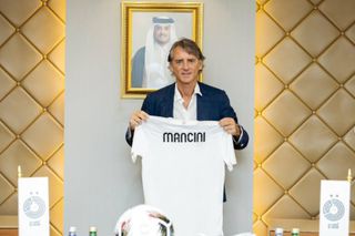 Al-Sadd și-a anunțat noul antrenor » Cât câștigă Roberto Mancini în acest sezon și salariul până în 2028