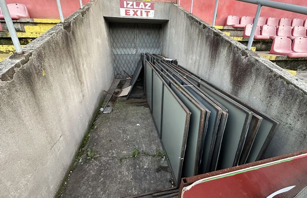 Oraș cenușiu, stadion în paragină » Cum arată Zenica, orașul care încă își revine după războiul de acum 30 de ani