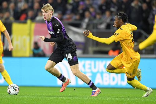 Nathan De Cat, jucând pentru Anderlecht