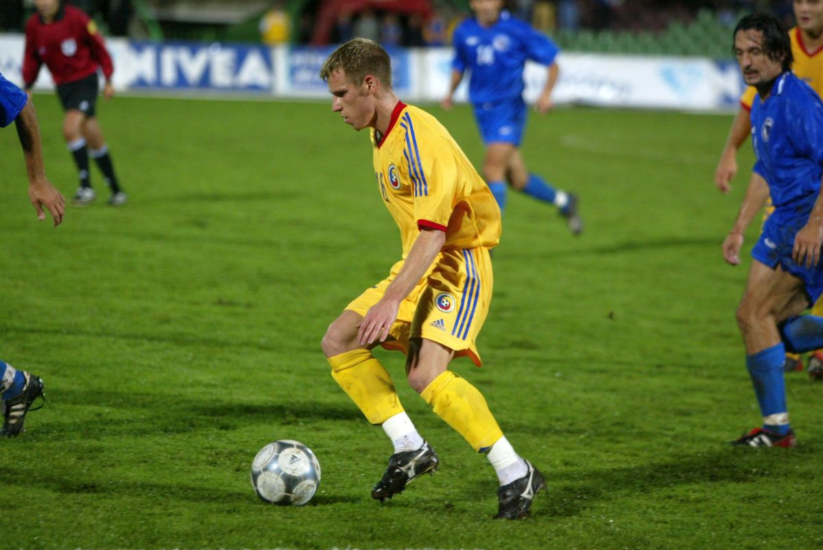Ce simplu era atunci! Cristi Chivu, marcator ultima oară când România a învins în Bosnia: memorabil cu cine au terminat „tricolorii” meciul în poartă