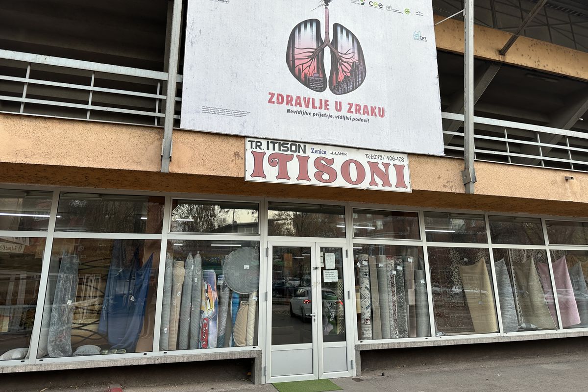 Oraș cenușiu, stadion în paragină » Cum arată Zenica, orașul care încă își revine după războiul de acum 30 de ani