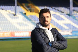 A câștigat titlul în Liga 1 și ne avertizează din Sarajevo: „El ne poate rezolva meciul cu România” + Amintiri dureroase din război: „Cada se umpluse de sânge”