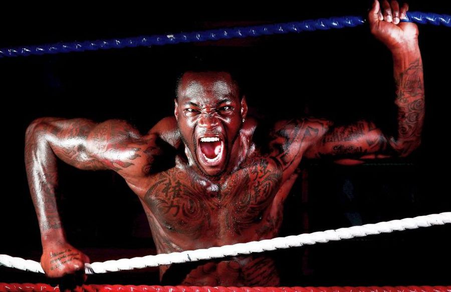 Deontay Wilder, noul superstar de la grei, a fost întrebat dacă l-ar fi bătut pe Mike Tyson în vârf de formă » Lennox Lewis a fost enervat de răspuns: „Ce vorbești?!”