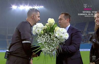 CRAIOVA - VOLUNTARI 2-1 // FOTO Stop pentru Robert Dumitru » Arbitrul a condus ultima partidă a carierei