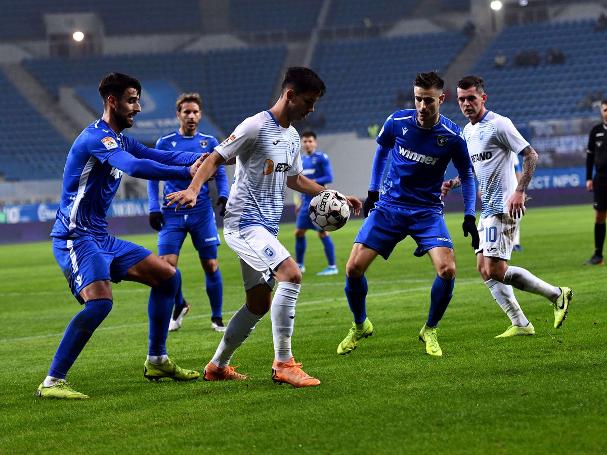 FOTO CRAIOVA - VOLUNTARI