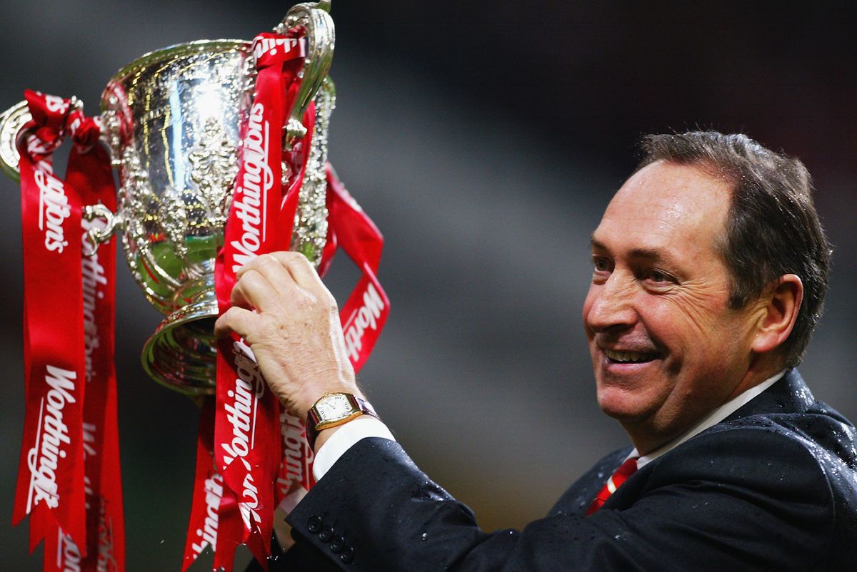Doliu în fotbalul mondial! Gerard Houllier, fost antrenor la Liverpool și Lyon, a murit