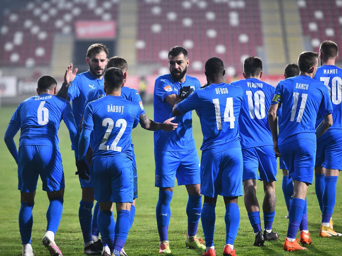 UTA - CRAIOVA 1-2 » Oltenii, din nou pe prima poziție a Ligii 1! Urmează duelul cu FCSB