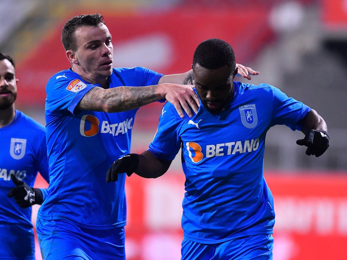 UTA - CRAIOVA 1-2 » Oltenii, din nou pe prima poziție a Ligii 1! Urmează duelul cu FCSB