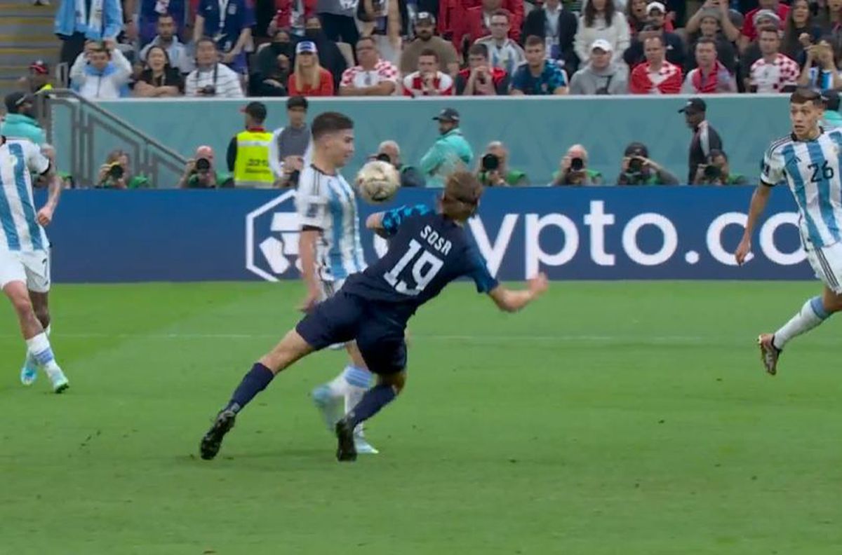 Reacție vehementă după Argentina - Croația: „Golul doi e o porcărie! O întâmplare tălâmbă”