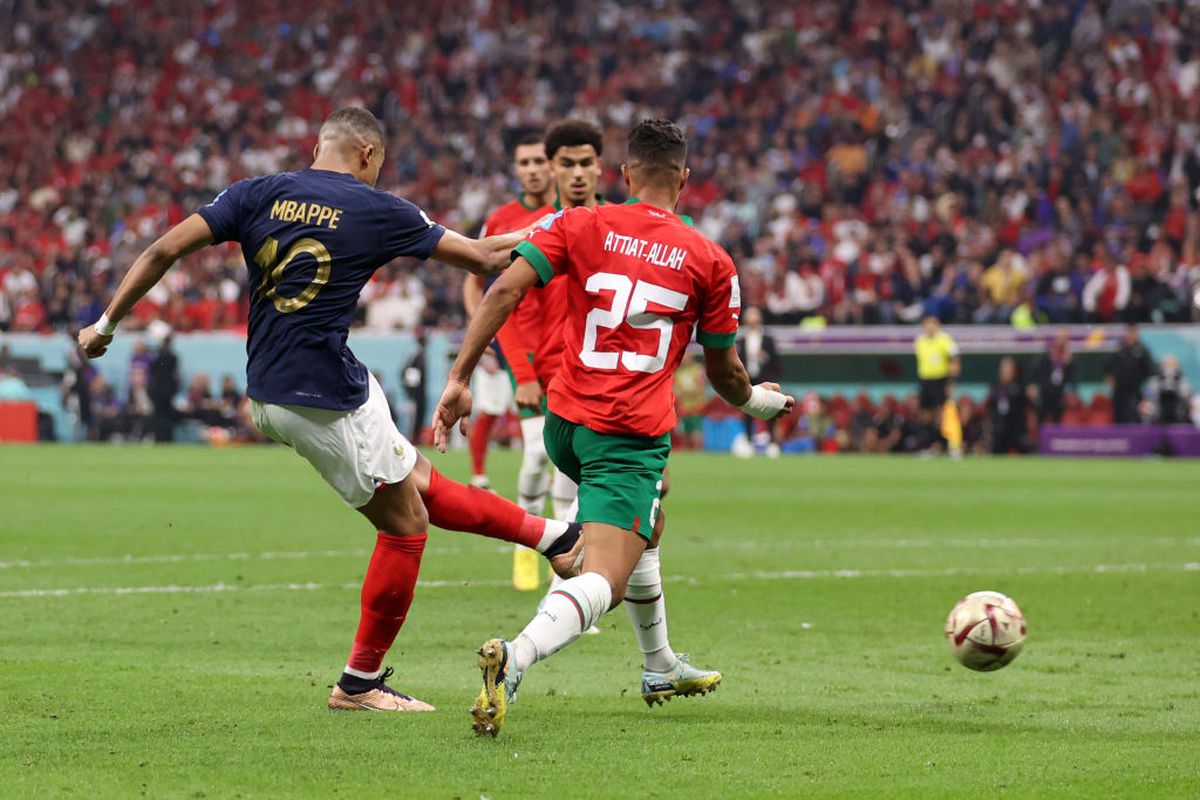 Mbappe, egalul legendarului Pele? Franța e la un meci de istorie!