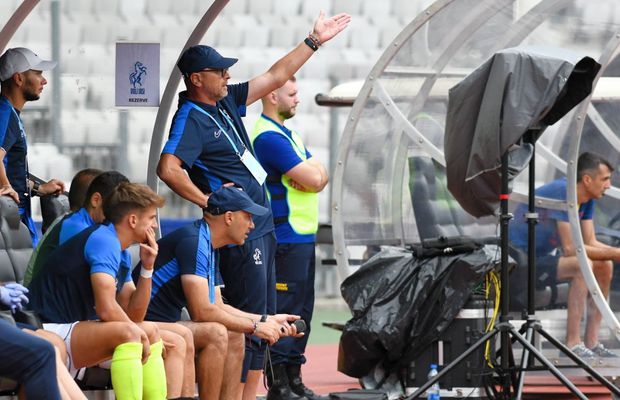 Antrenorul din Superliga a amenințat cu demisia în conferință: „Era mediocrității s-a dus”