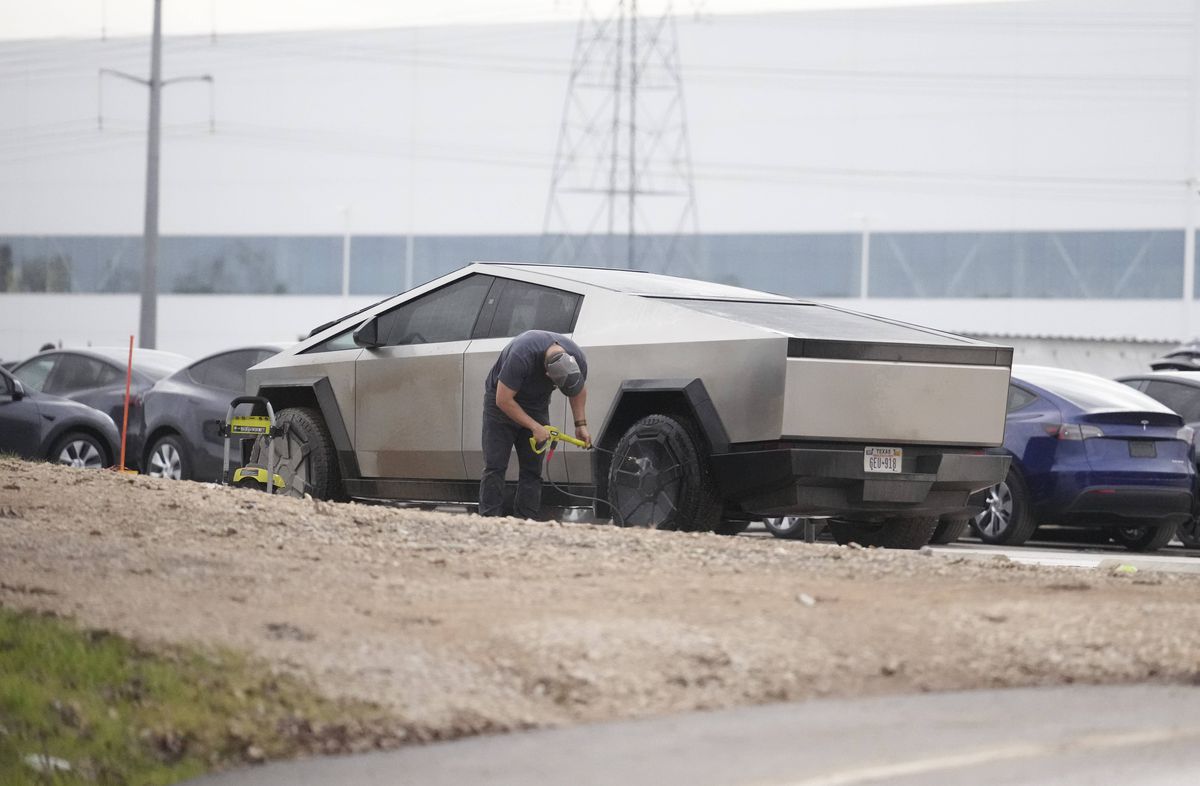 Tesla Cybertruck