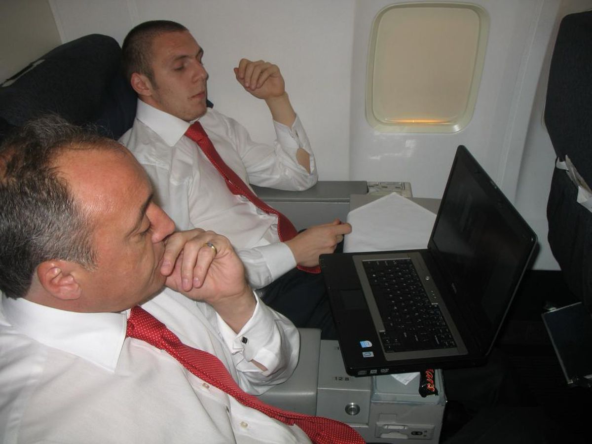 Cristi Borcea, nostalgic după ce-a văzut imagini de colecție cu Dinamo: „Uite așa-i plimbam, costa cam o sută de mii de euro!” + Pronostic surprinzător privind salvarea