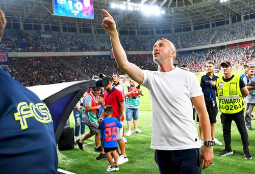 Mihai Stoica (58 de ani) spune că Vlad Chiricheș (34 de ani) ar fi perfect pentru funcția de director sportiv la FCSB.