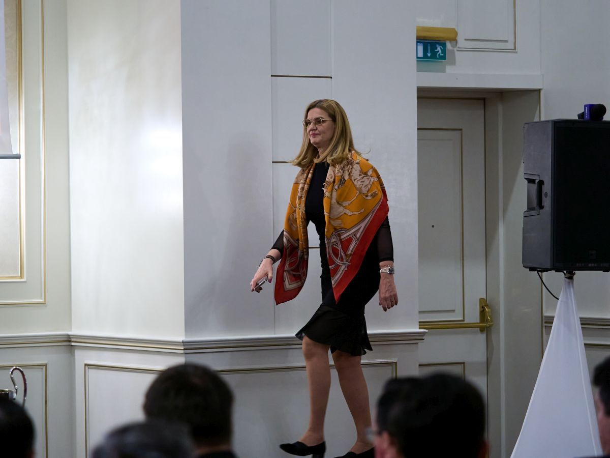 Dinamo și-a premiat sportivii de elită » Imagini spectaculoase de la gala finalului de an + ce au spus Lipă, Covaliu și Lupescu