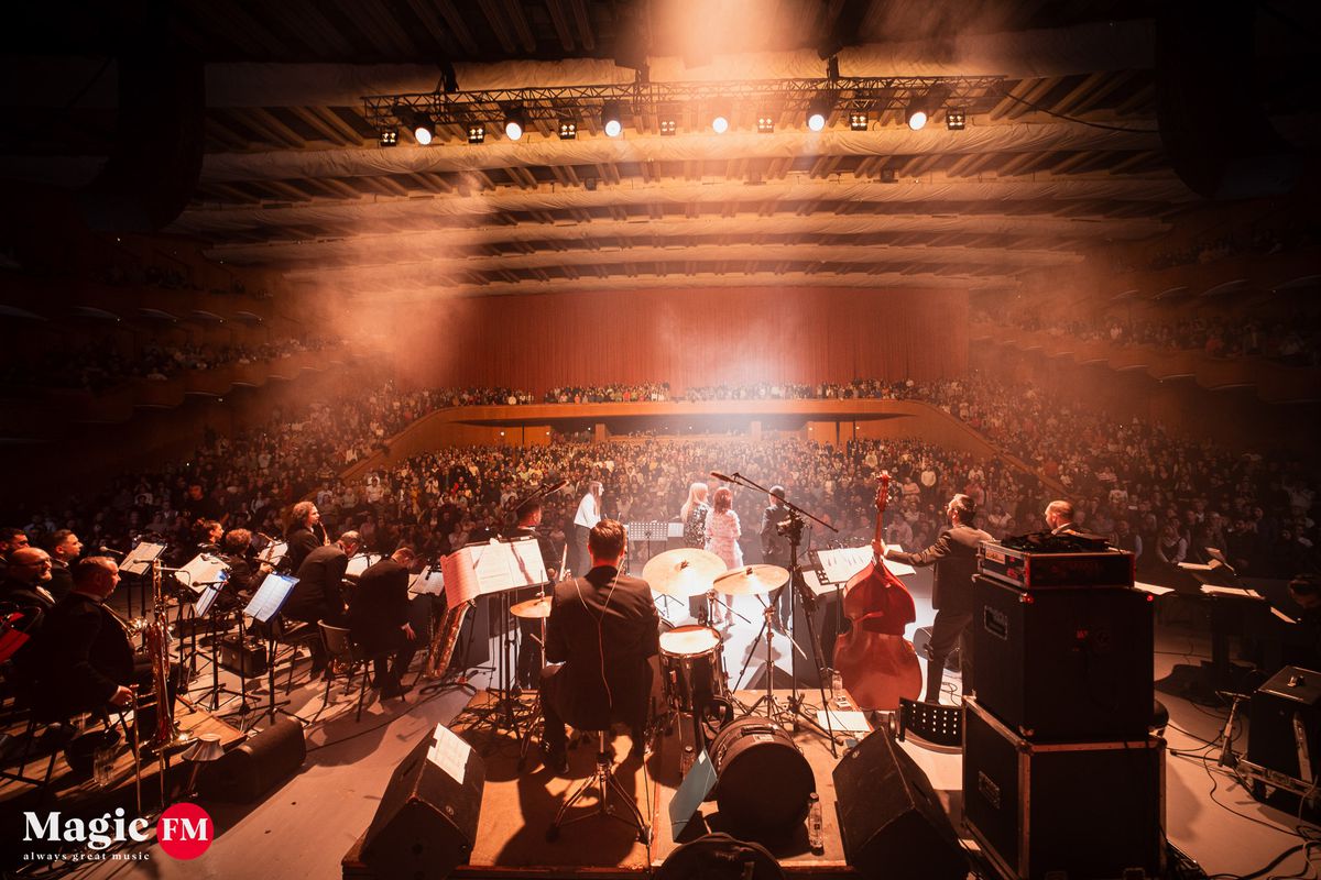 Magic Christmas Show