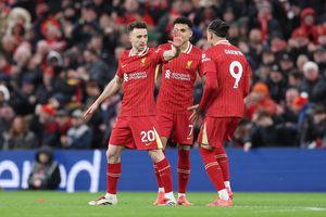 Liverpool - Fulham 2-2 » „Cormoranii” au rezistat în 10 oameni în fața trupei lui Marco Silva