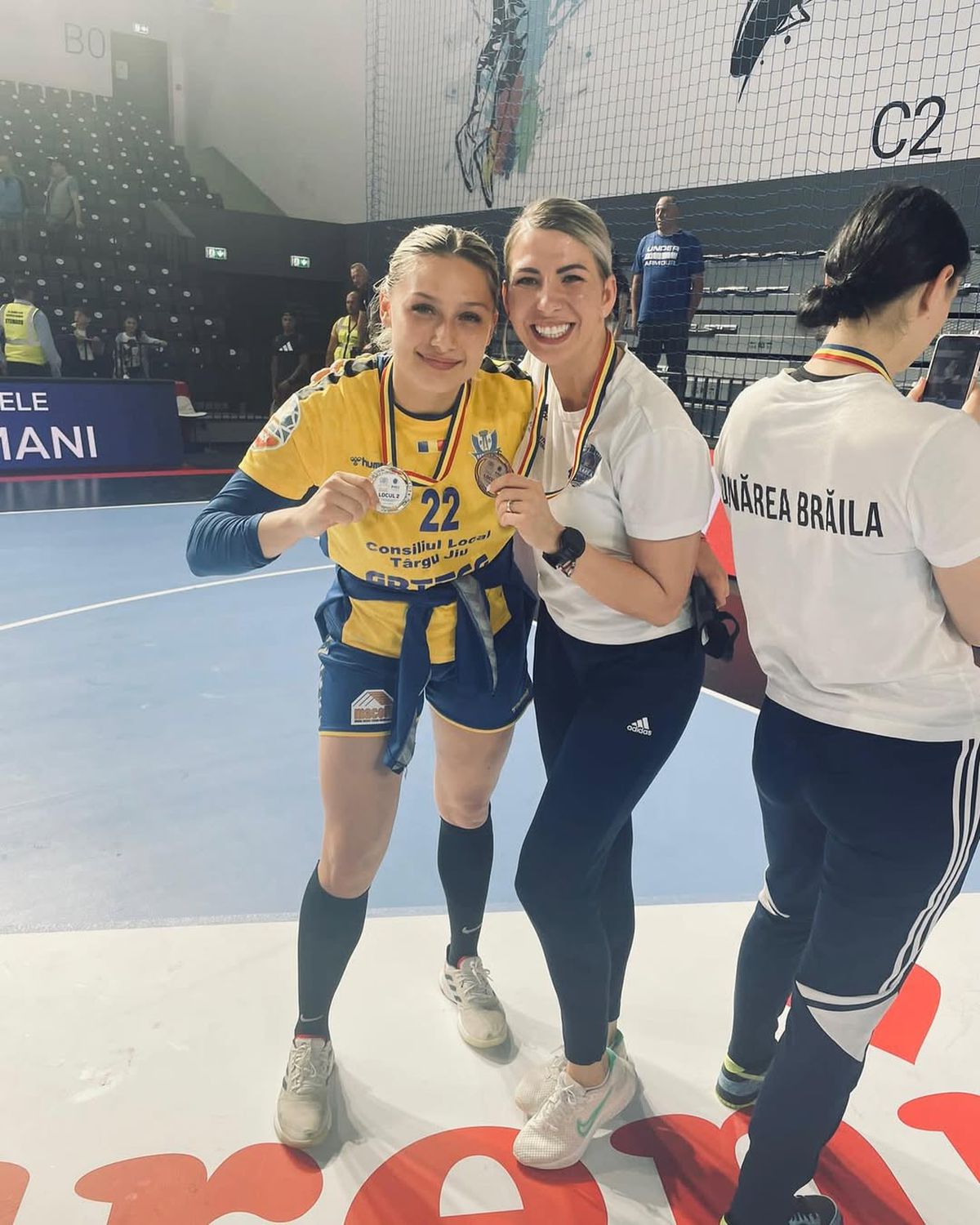 Mirabela Coteț, pivotul naționalei de handbal feminin a României