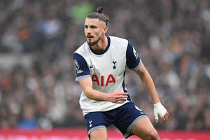 Southampton - Tottenham, duel din runda #16 în Premier League » Radu Drăgușin este anunțat titular + echipe probabile