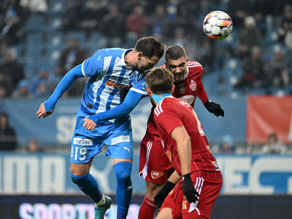 Universitatea Craiova - Sepsi 2-1 » Oltenii, victorie cu cap! Trupa lui Gâlcă câștigă un duel esențial pentru play-off