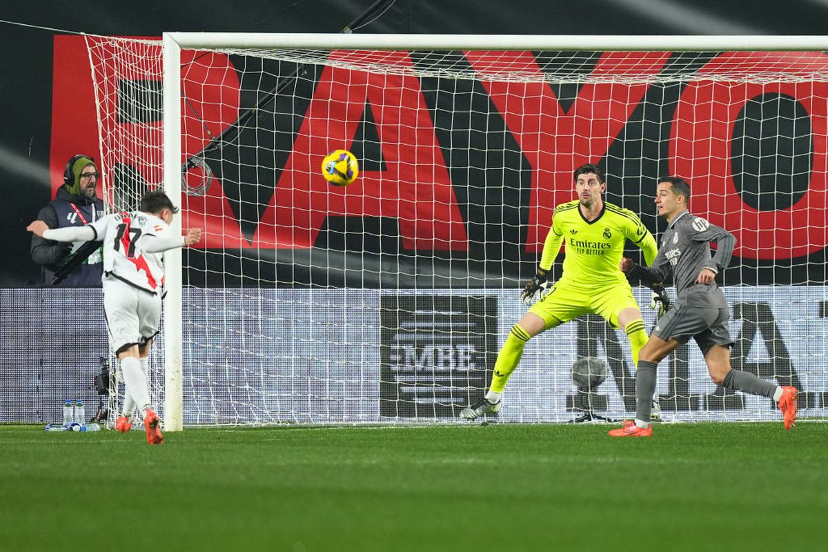 Andrei Rațiu, titular în Rayo Vallecano - Real Madrid