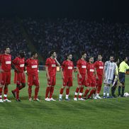 Imagine din celebrul Dinamo - Lazio 1-3, în care Vali Năstase a fost titular / FOTO: Arhivă GSP