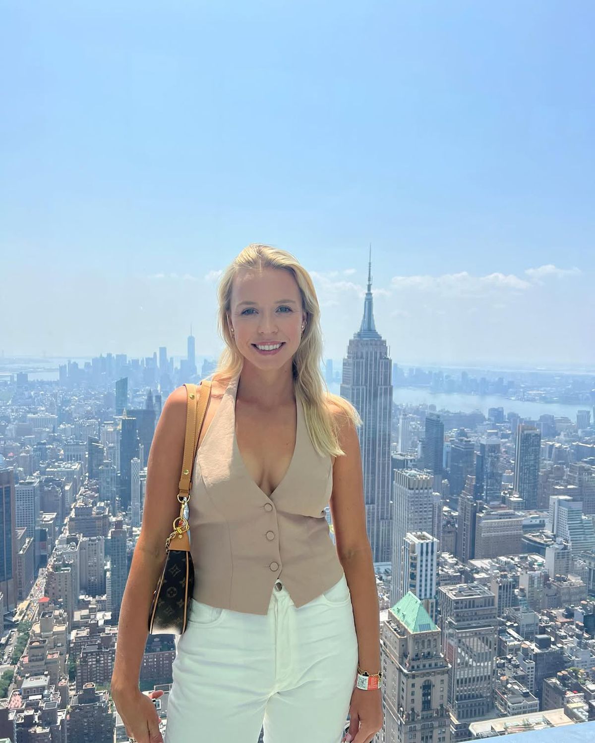 Anett Kontaveit se bucură de noua viață