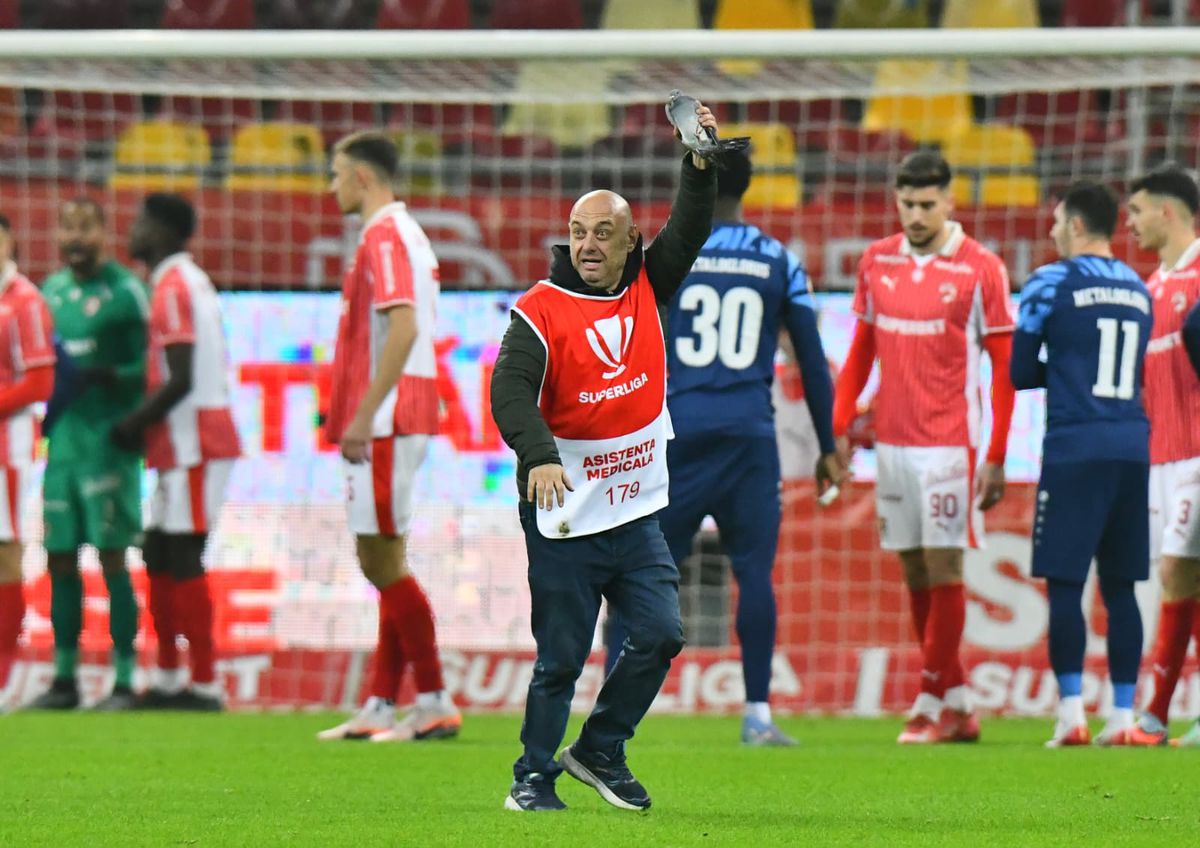 DINAMO-globus: „câinii” au halit nou-promovata și continuă invincibili asaltul la locul 1! VIDEO cu faza meciului