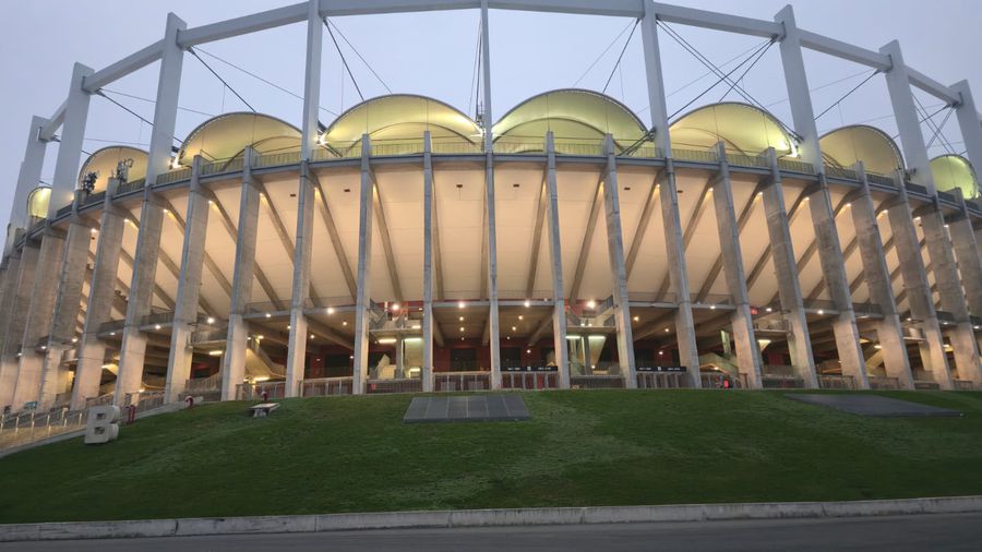 DINAMO-globus: „câinii” au halit nou-promovata și continuă invincibili asaltul la locul 1! VIDEO cu faza meciului