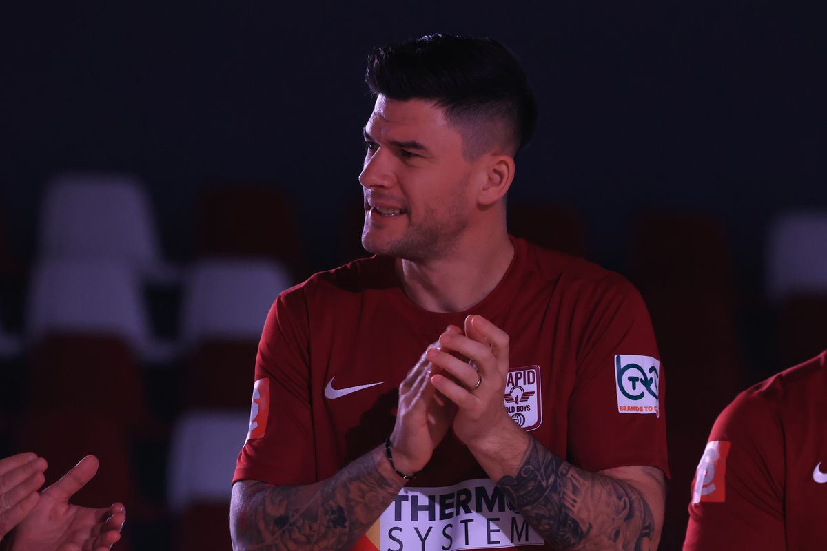 Eroii uitați ai Diviziei A, prezenți pe parchet » Au mii de meciuri în prima ligă, îi știi pe toți?