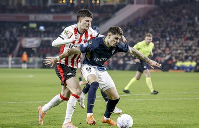 Cu Dennis Man titular, PSV a oferit un meci nebun în Eredivisie » Antrenorul Peter Bosz e furios