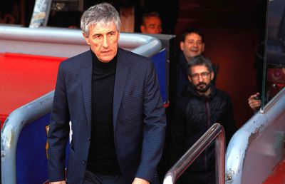 OPINIE / Theodor Jumătate remarcă avertismentul lui Quique Setién în prima zi la Barcelona: „Îl admir pe Messi, dar eu sunt antrenorul”