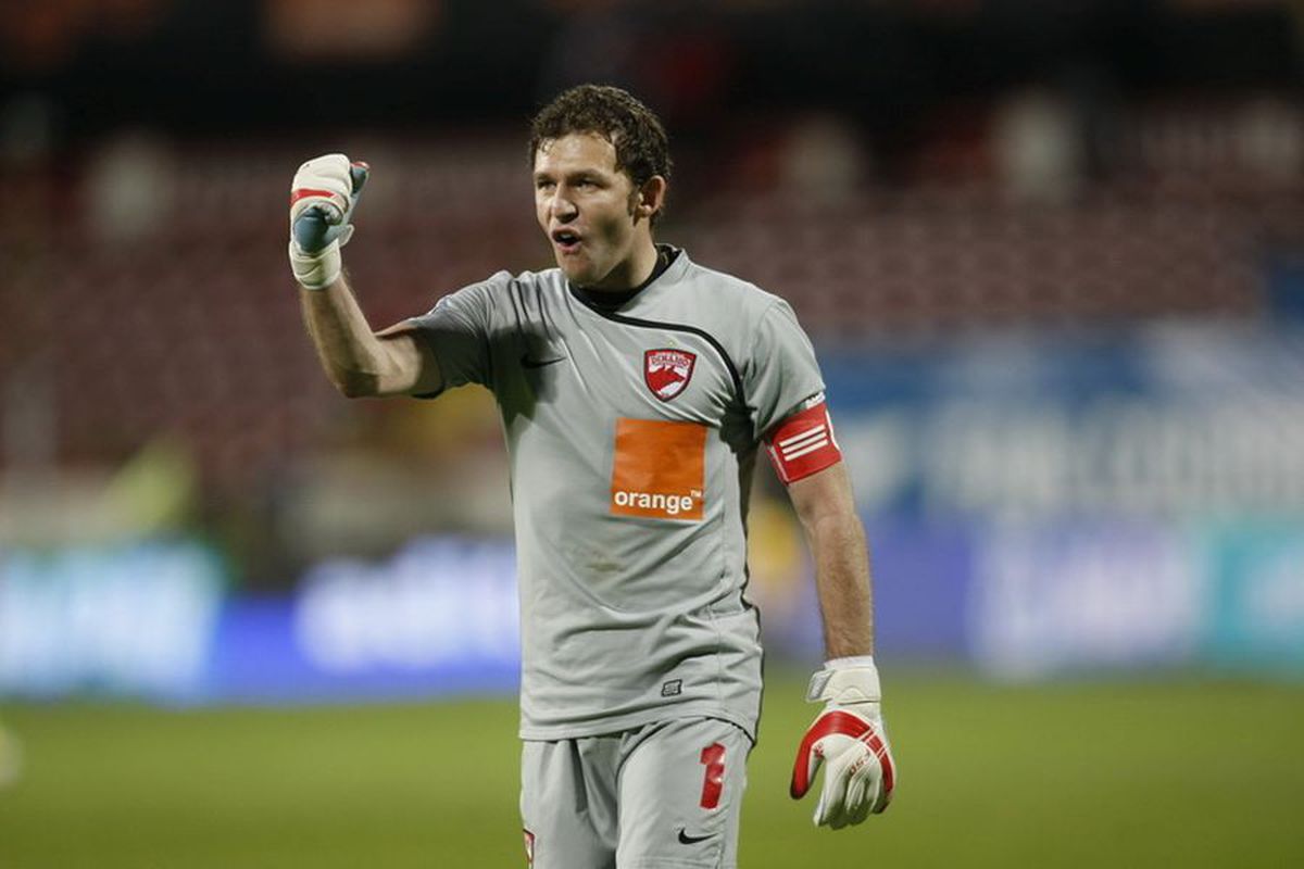 EXCLUSIV Dinamo și-a găsit portar! Ce salariu are urmașul lui Bogdan Lobonț