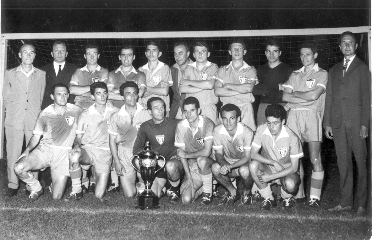 RETRO GSP. 52 de ani de la Anglia - România 1-1 » Și de la debutul celui care a refuzat Dinamo, Steaua și Rapid pentru a nu-și trăda unica dragoste