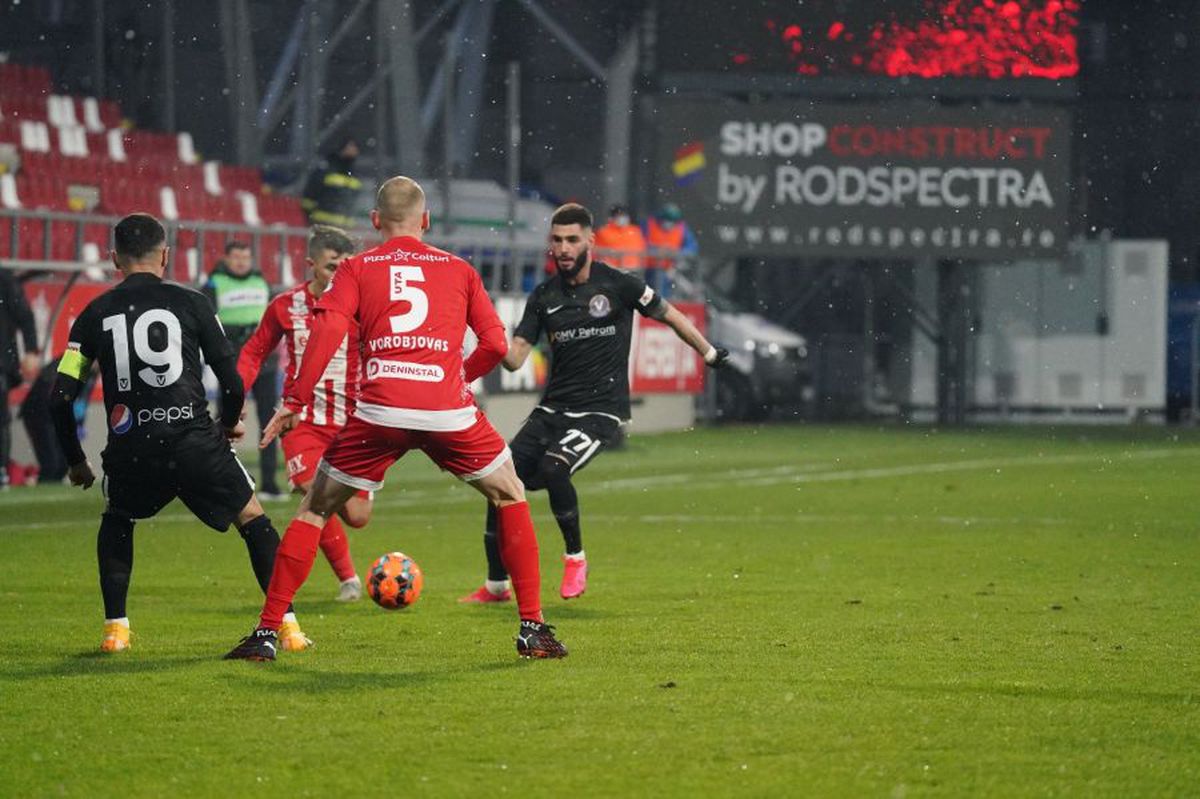 UTA - Viitorul 0-0. Mircea Rednic furios pe un jucător: „Nu-l înțeleg! Nu va juca în meciul cu Steaua”