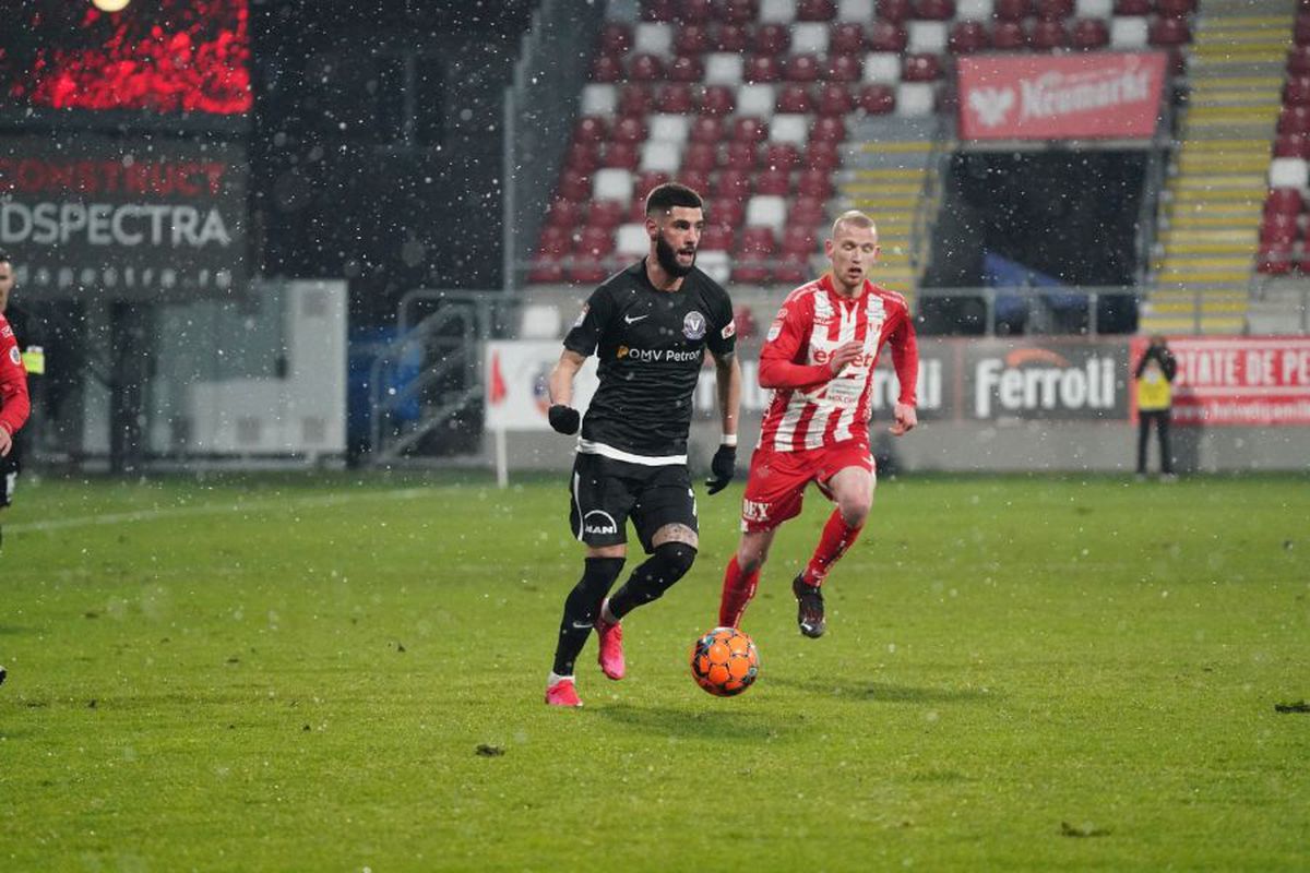 VIDEO. UTA - Viitorul 0-0 » Frig, ninsoare și puțin fotbal » Scor alb după un meci de uitat » Cum arată clasamentul