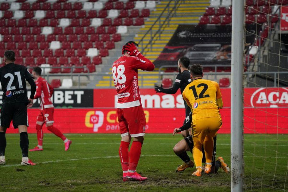 UTA - Viitorul 0-0. Mircea Rednic furios pe un jucător: „Nu-l înțeleg! Nu va juca în meciul cu Steaua”