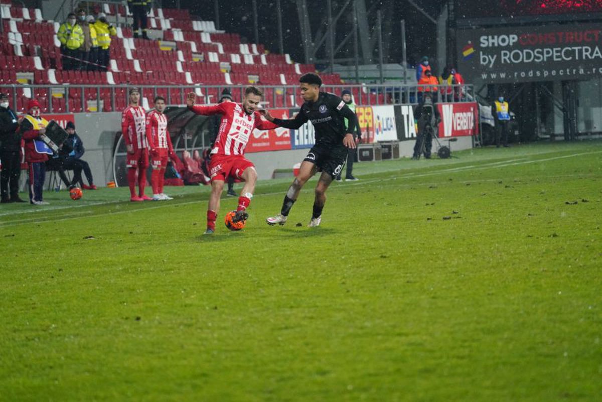 UTA și-a luat fundaș din Rusia! Arădenii au transferat un fost internațional de tineret