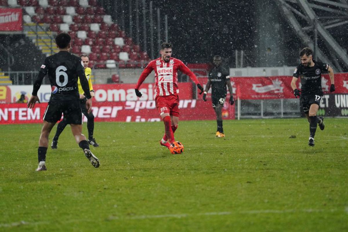 UTA - Viitorul 0-0. Mircea Rednic furios pe un jucător: „Nu-l înțeleg! Nu va juca în meciul cu Steaua”