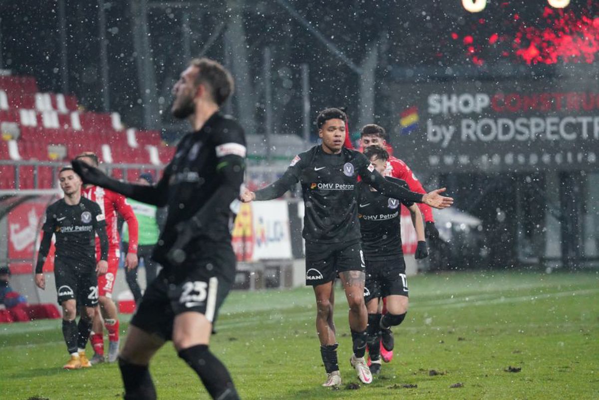 UTA - Viitorul 0-0. Mircea Rednic furios pe un jucător: „Nu-l înțeleg! Nu va juca în meciul cu Steaua”