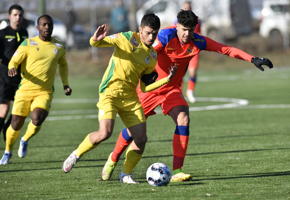 FCSB, taxată după amicalul cu Mioveni: „Nu sunt pregătiți să joace un meci de 90 de minute”