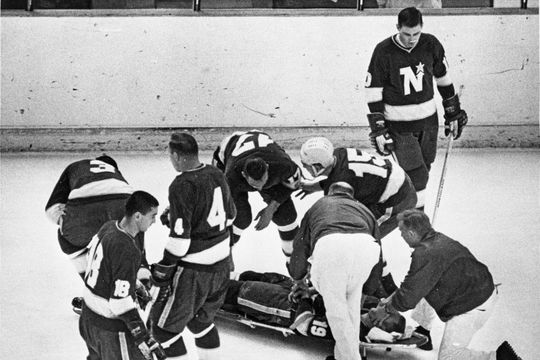 Bill Masterton a fost grav accidentat pe 15 ianuarie 1968