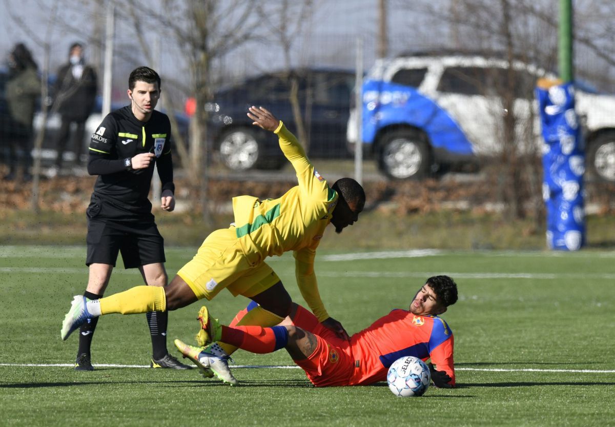 FCSB, taxată după amicalul cu Mioveni: „Nu sunt pregătiți să joace un meci de 90 de minute”