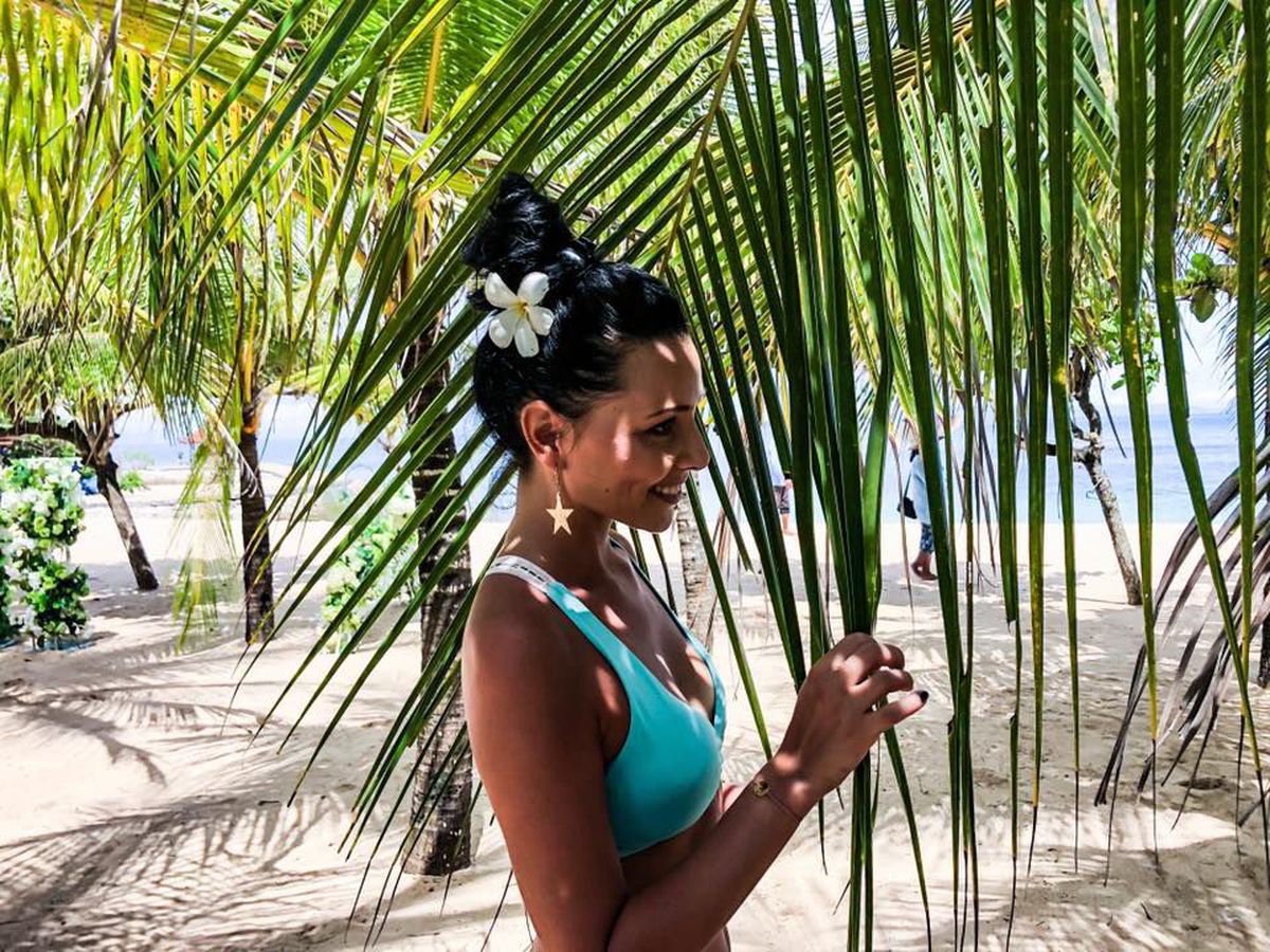 Corina Caragea, vacanță exotică în Bali » Fotografii spectaculoase la plajă