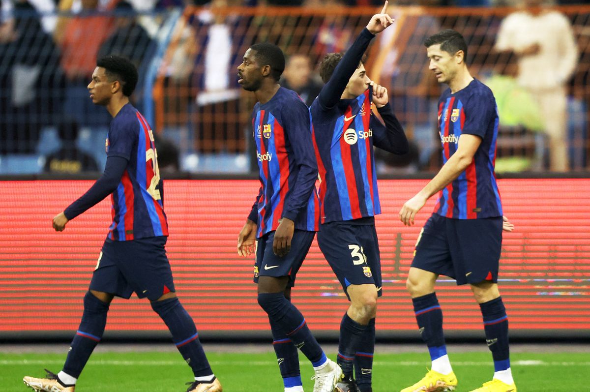 Barcelona a surclasat-o pe Real Madrid, 3-1, pentru primul trofeu cu Xavi pe bancă: Supercupa Spaniei 2023