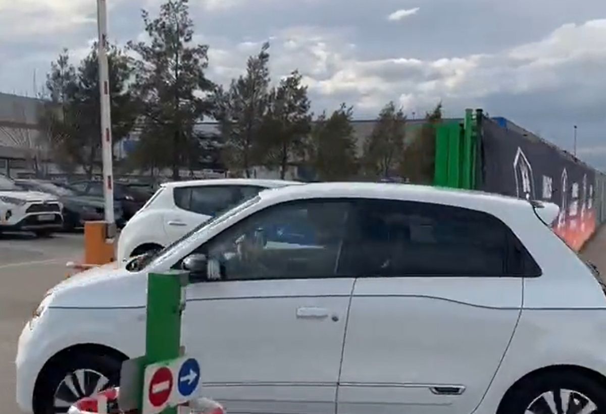 Încă una de la Pique: ultima achiziție în ciuda Shakirei, după ceasul Casio » „Ai schimbat un Ferrari cu un Twingo”